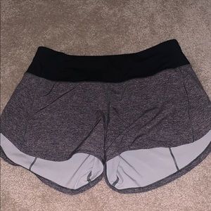 Lululemon Speed up short 4”